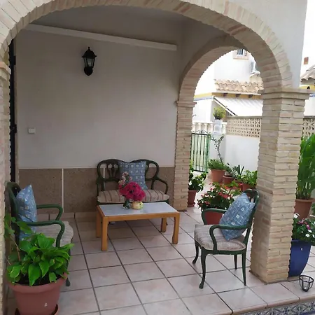 Se Alquila Un En * Torrevieja